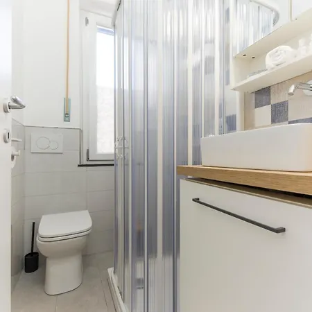 Casaviva - Bright & Cozy In Apartment *